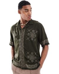 Abercrombie & Fitch - Camicia a maniche corte vestibilità comoda oliva con bordi ricamati - Lyst