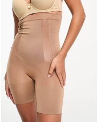 Spanx - Oncore Sculpting High-Waist Midthigh Contouring Short - Lyst