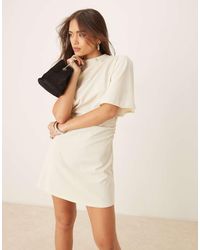 ASOS - Midi-Jurk Met Fladdermouwen En Ruches - Lyst