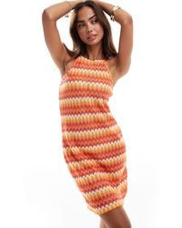 Vero Moda - Vestido corto multicolor con estampado en zigzag - Lyst