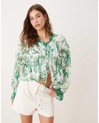 Hope & Ivy - Ruched Tie Front Balloon Sleeve Top - Lyst