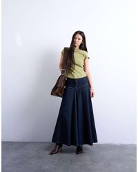 TOPSHOP - Geribbeld, Aansluitend T-Shirt Met Ronde Zoom - Lyst