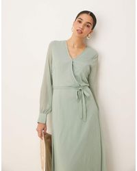 Vila - Vestido Midi Verde Salvia De Manga Larga Con Cuello De Pico De - Lyst