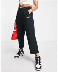Nike Capri and cropped pants for Women | Online Sale up to 80% off | Lyst