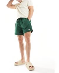 Nike - Pantalones cortos verdes - Lyst