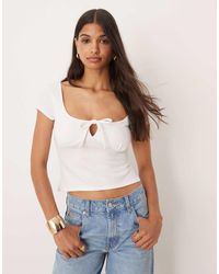 ASOS - Top De Estilo Mesonera Con Mangas De Casquillo, Pecho Fruncido Y Detalle De Lazada De -Blanco - Lyst