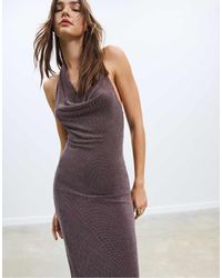 Stradivarius - Vestito Midi Allacciato Al Collo Con Filo Metallizzato - Lyst