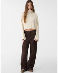 Stradivarius - Pull col roulé en maille côtelée - beige - Lyst