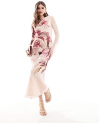 ASOS - Vestito lungo a maniche lunghe crema con stampa a fiori rosa - Lyst