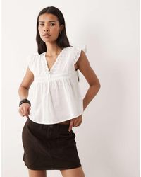 Wednesday's Girl - Wednesdays Girl Lace Detail Short Sleeve Blouse - Lyst