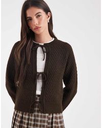 Threadbare - Gebreid Gestreept Vest Met Gestrikte Voorkant - Lyst