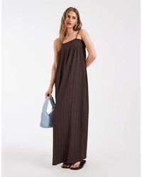 ONLY - Mouwloze Maxi Jurk Met Bruin Met Strepen - Lyst