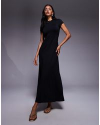 ASOS - Robe mi-longue à mancherons et coutures apparentes - noir-pas - Lyst