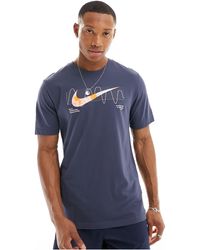 Nike - Iykyk - t-shirt en tissu dri-fit à logo - foncé - Lyst