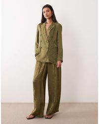 ARMANI EXCHANGE - Pantalon large d'ensemble en jacquard fleuri - kaki - Lyst