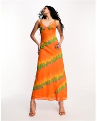 ASOS - Vestido lencero midi naranja con estampado tie dye, lunares metalizados y detalle - Lyst