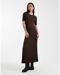 Threadbare - – kurzärmliges maxi-strickkleid - Lyst