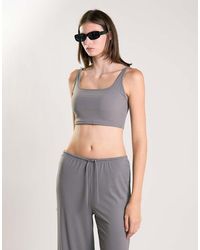 agon® - Scoop Neck Crop Tank Top - Lyst