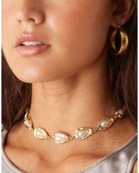 ASOS - Short Necklace With Faux Pearl Stone-set Design - Lyst