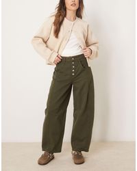 ASOS - Cropped Barrel Leg Jean With Button Fly - Lyst