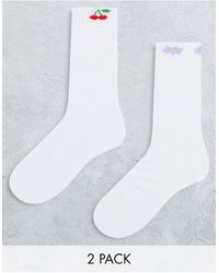 ASOS 2 Pack Calf Length Rib Socks With Welt Design - White
