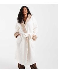 Loungeable - Curve Contrast Leopard Print Cosy Hooded Maxi Dressing Gown - Lyst