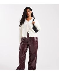 Vero Moda - Pantalones Burdeos De Pernera Ancha Y Talle Alto De Vinilo Tessa De -Rojo - Lyst