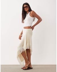 ASOS - Jupe midi paréo en maille à franges crème - Lyst