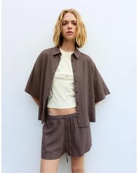 Pull&Bear - – kurzärmliges hemd aus leinenmix - Lyst