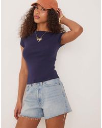 Gina Tricot - Geribbelde Slim-Fit Top Met Korte Mouwen En Boothals - Lyst