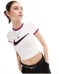 Nike - Camiseta blanca y morada con diseño encogido - Lyst