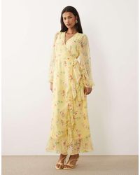Vila - Maxi Wikkeljurk Van Dobbystof Met Ruches En Bloemenprint - Lyst