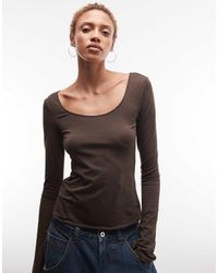 Monki - Long Sleeve Slim Fit Scoop Neck T-shirt - Lyst