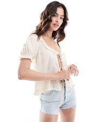 ASOS - Blusa Bianca Effetto Lino Con Scollo Rotondo E Volant - Lyst