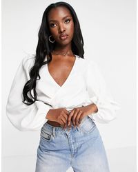 Aria Cove Plunge-front Strappy Crop Top - White