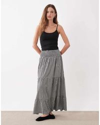 Jdy - Gonna Lunga Nera A Quadretti Con Fondo A Balze E Fondo Sceso - Lyst