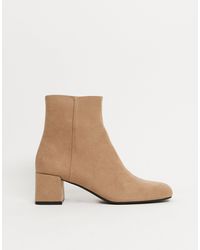 beige boots pull and bear