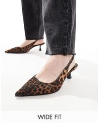 Asos Design Wide Fit - Asos design – stroll – schuhe mit leopardenmuster, fersenriemen und kitten-absatz, weite passform - Lyst