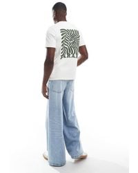 Farah - Camiseta Con Estampado En El Pecho Y La Espalda Amesbury De -Neutro - Lyst