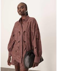 ARRANGE - Camisa Marrón Con Bordado Floral Calado Simétrico De Algodón De (Parte De Un Conjunto) - Lyst