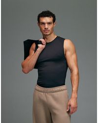 4505 - Seamless Physique Defining Muscle Fit Compression Base Layer Singlet - Lyst