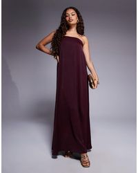 ASOS - Asos design petite – trägerloses, trapezförmiges maxikleid aus satin - Lyst