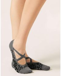 Calzedonia - Non-Slip Crossover Pilates Socks - Lyst