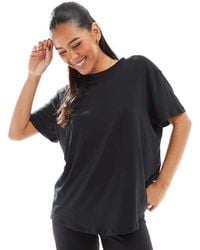 Nike - Nike One Training Dri-Fit Relaxed T-Shirt - Lyst
