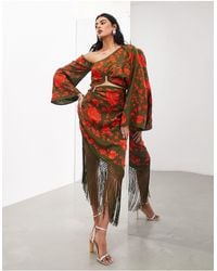 ASOS - Robe mi-longue brodée avec manches kimono à épaules tombantes et ourlet à franges - olive - Lyst