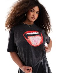 Renee Studio - Plus X Michelle Nayla Exclusive Acid Wash Hot Fix Mouth Motif T-shirt - Lyst