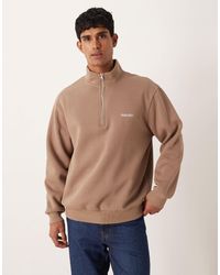 ASOS - Sweat décontracté à col zippé avec inscription sur la poitrine - marron - Lyst
