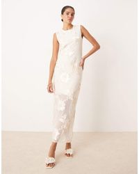 Y.A.S - Vestito Midi Color Crema Con Dettagli Floreali Applicati E Fondo Trasparente - Lyst