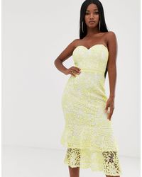 Lipsy Halflange, Kanten Jurk Met Zwierige Zoom - Geel