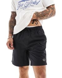 Fred Perry - – klassische badeshorts - Lyst